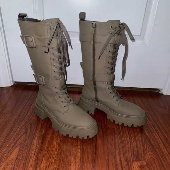 Bottes Combat Zara Avec Poche - Taille 10 - Neuf Dans Sa Boîte - Femme